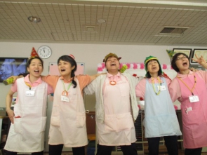 君のゆく道は～♪