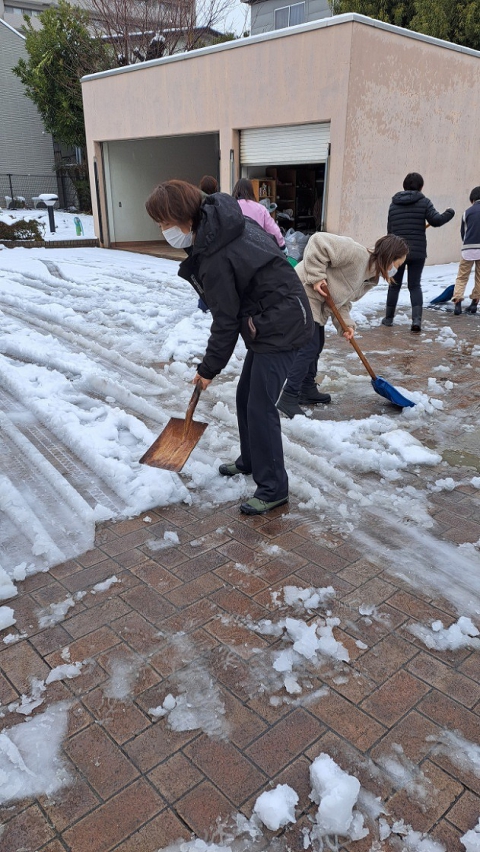 雪かきをしました