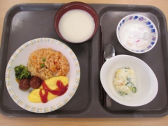 　　　　　　　　お子さまプレート風ランチです！！