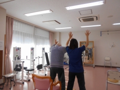 　　　　　　　見事なバンザイです！！