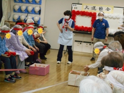 玉入れです、頑張って!