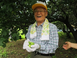 笑顔も梅もこぼれる・・・