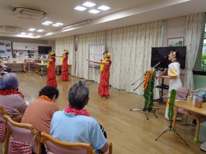 素敵なフラダンス♪