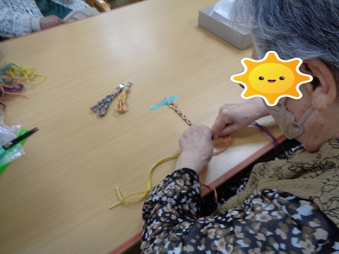 手工芸のご様子♪