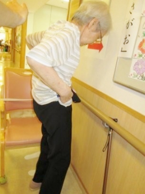 　　 現在の更衣練習風景！「前より自信がついたよ。」