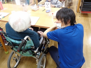 　　リハビリに行きませんか？