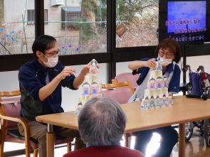 　　最後に職員も対戦！