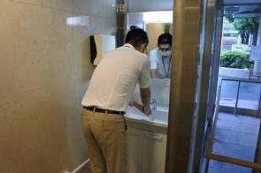 職員も出勤時に手洗い、うがいをしています。