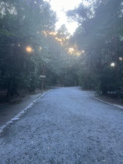 一足先に伊勢神宮へお参りしてきました