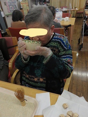 結構なお点前で