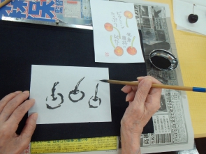文字と絵の配置を考えながら
