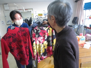 今日はショップ定員に！