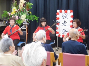 踊りもご披露いただきました。