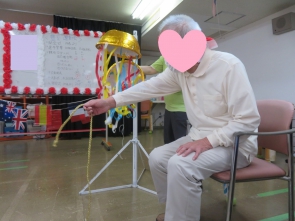 くす玉を！